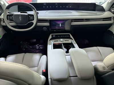 2026 Lincoln Navigator L Premiere