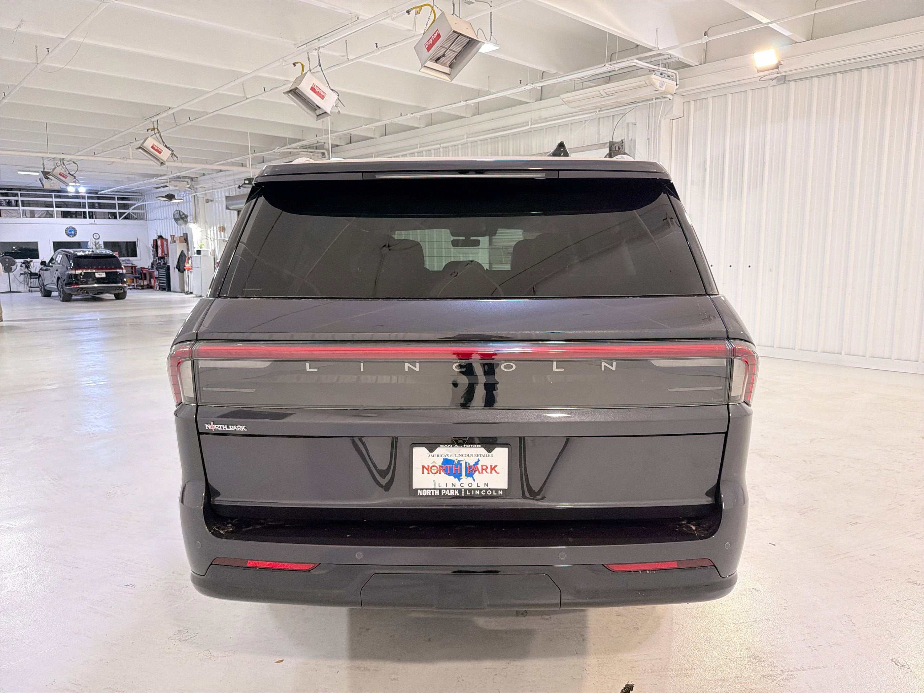 2026 Lincoln Navigator L Premiere