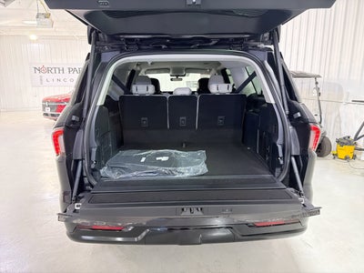 2026 Lincoln Navigator L Premiere