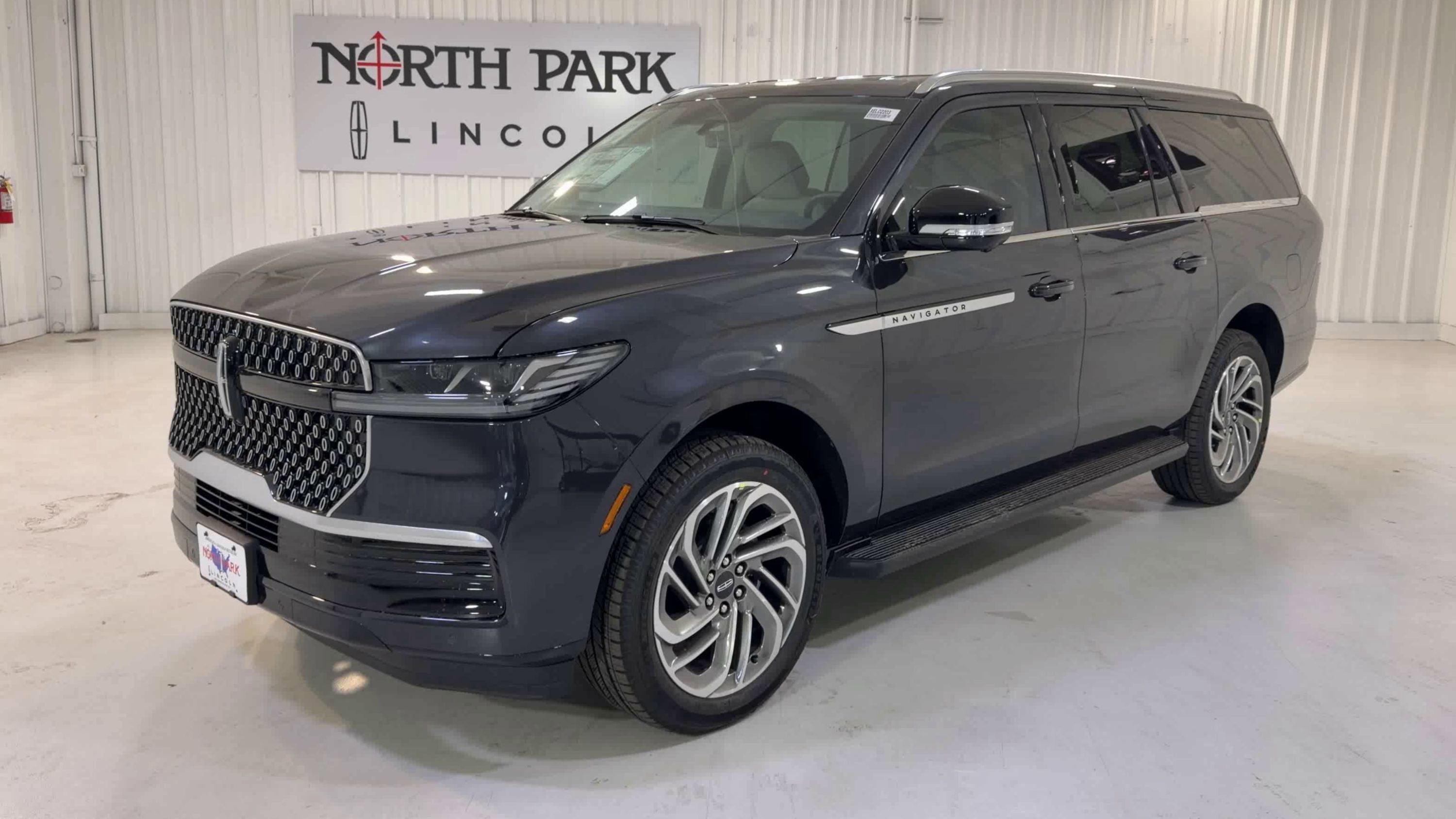 2026 Lincoln Navigator L Premiere