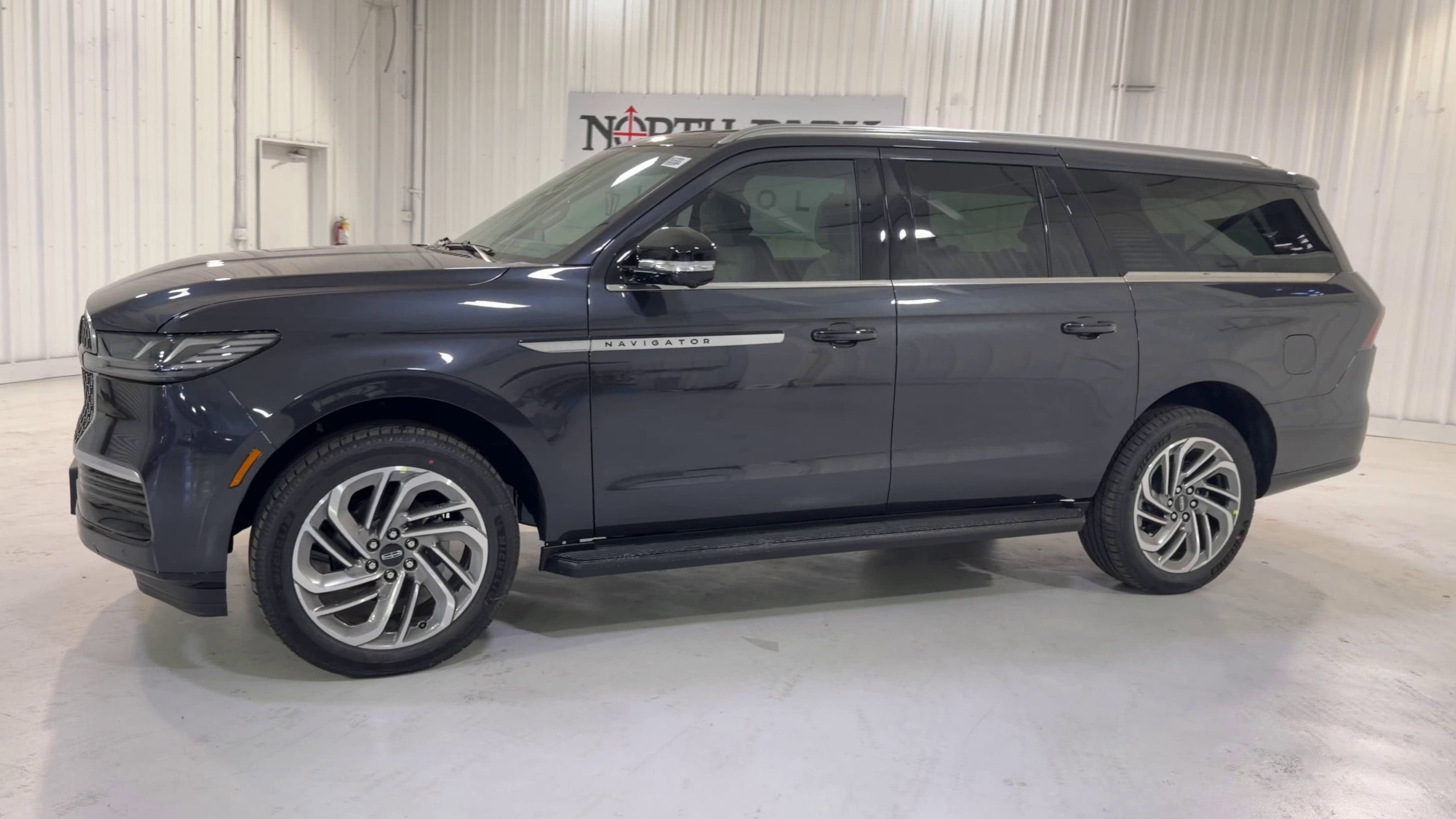 2026 Lincoln Navigator L Premiere