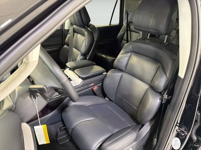 2026 Lincoln Navigator Premiere L
