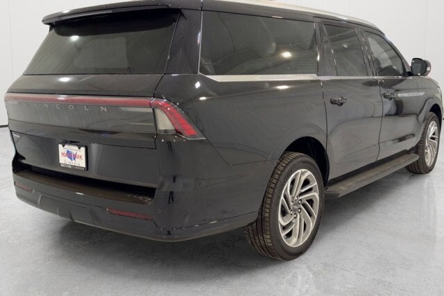 2026 Lincoln Navigator Premiere L