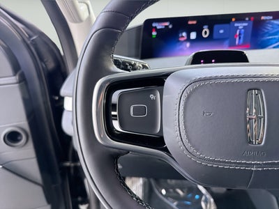 2026 Lincoln Navigator L Premiere