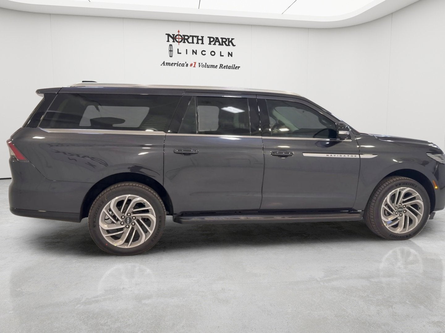 2026 Lincoln Navigator L Premiere