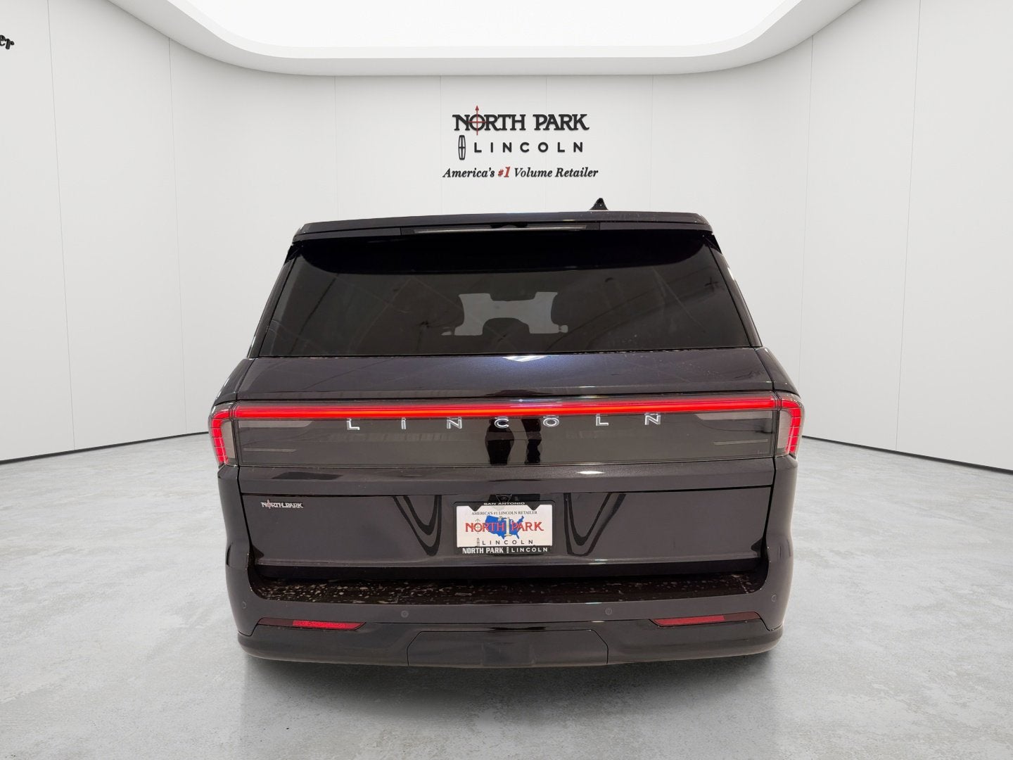 2026 Lincoln Navigator L Premiere