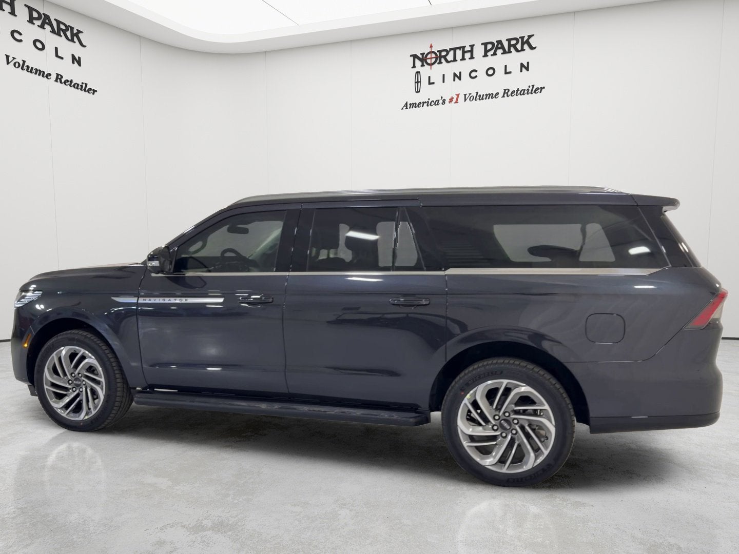 2026 Lincoln Navigator L Premiere