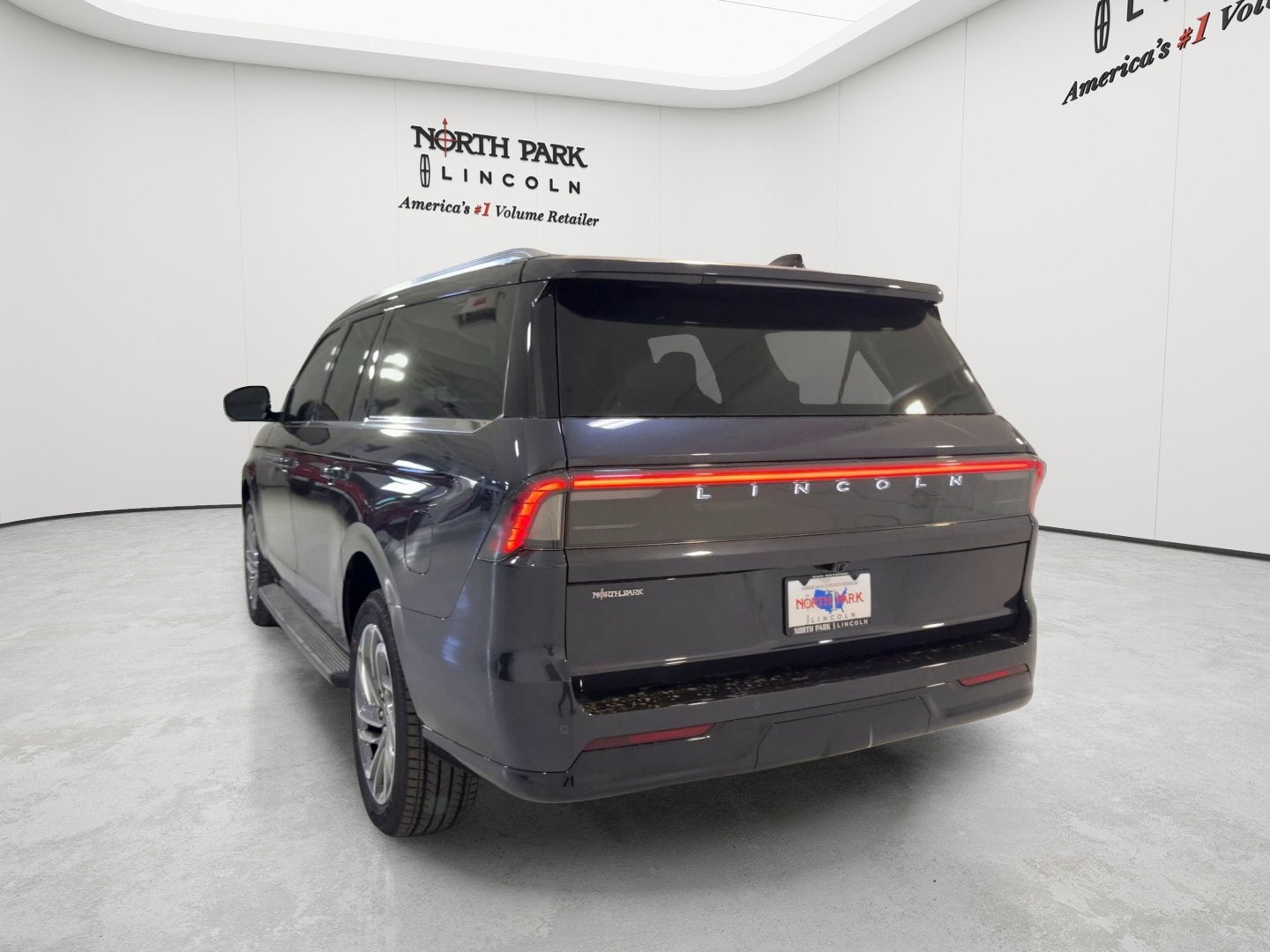 2026 Lincoln Navigator L Premiere