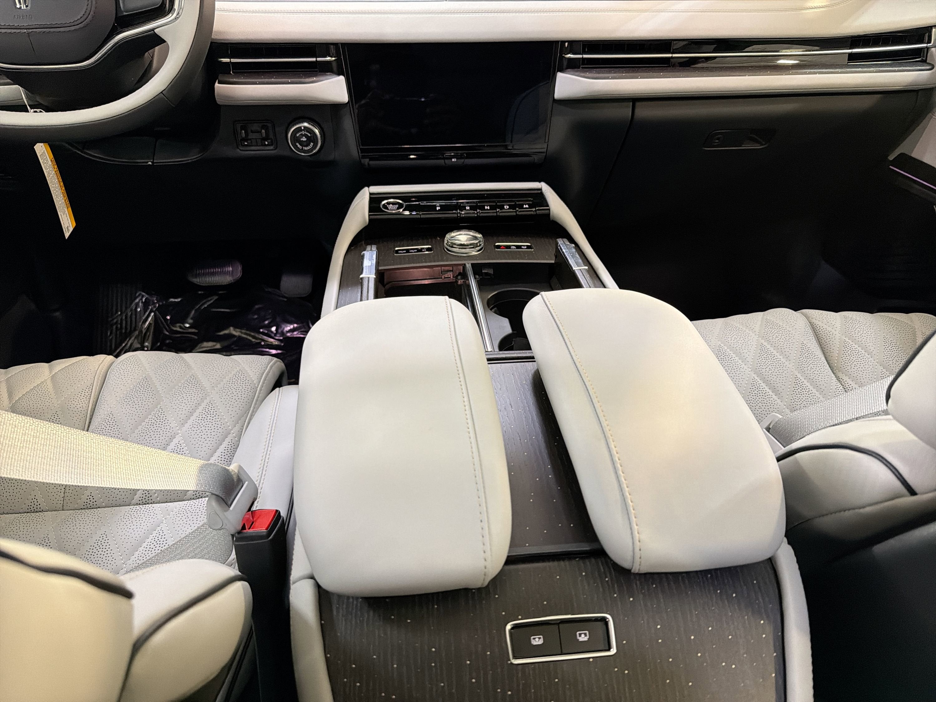 2025 Lincoln Navigator L Black Label