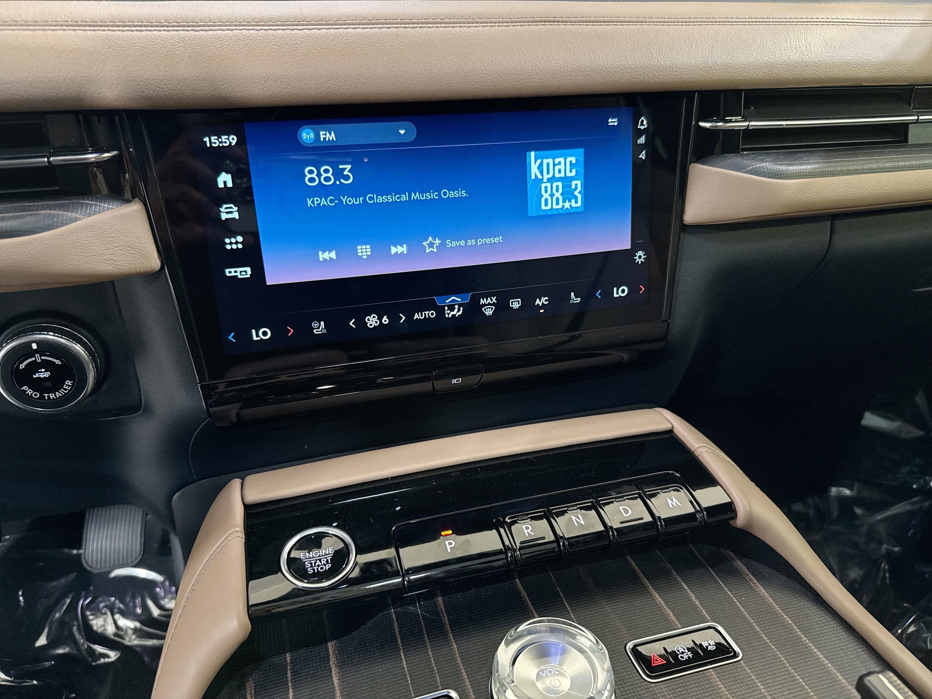 2025 Lincoln Navigator L Black Label