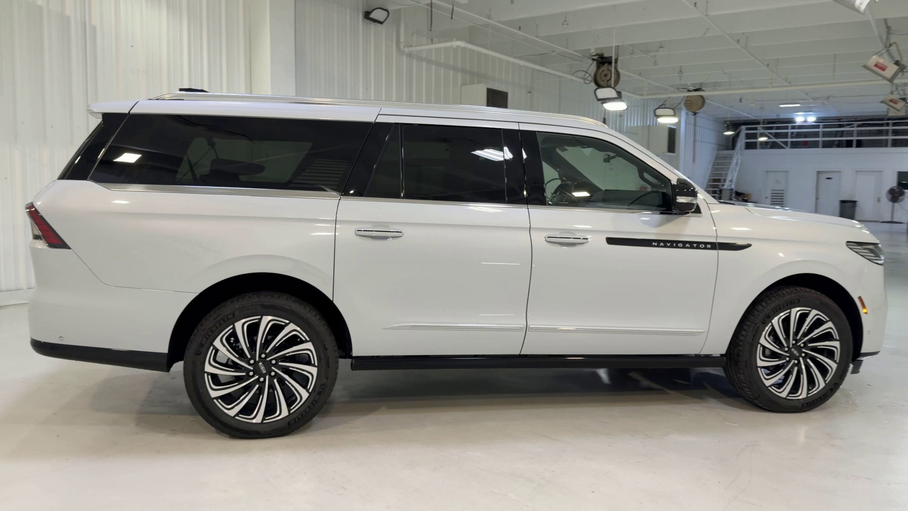 2025 Lincoln Navigator L Black Label