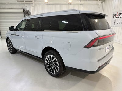 2025 Lincoln Navigator L Black Label