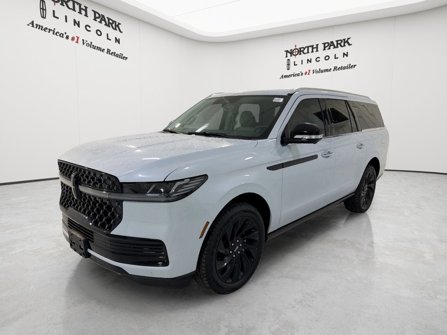 2025 Lincoln Navigator L Black Label