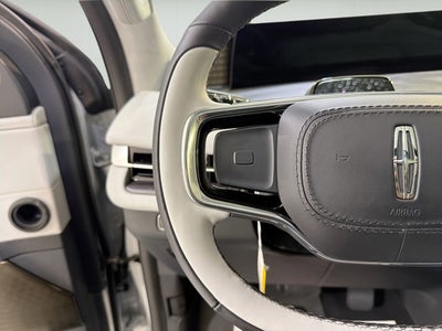 2025 Lincoln Navigator L Black Label