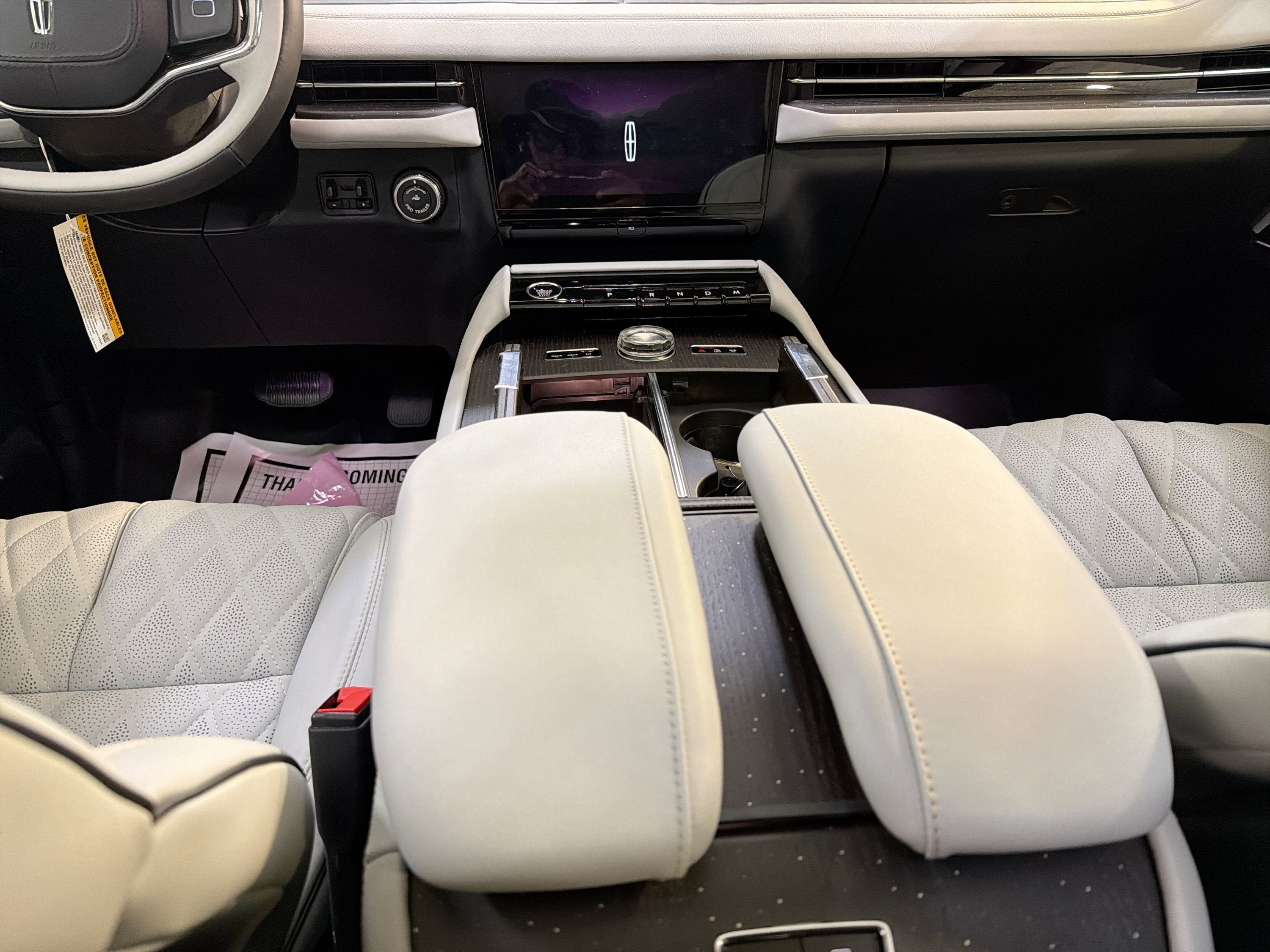 2025 Lincoln Navigator L Black Label