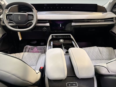 2025 Lincoln Navigator L Black Label