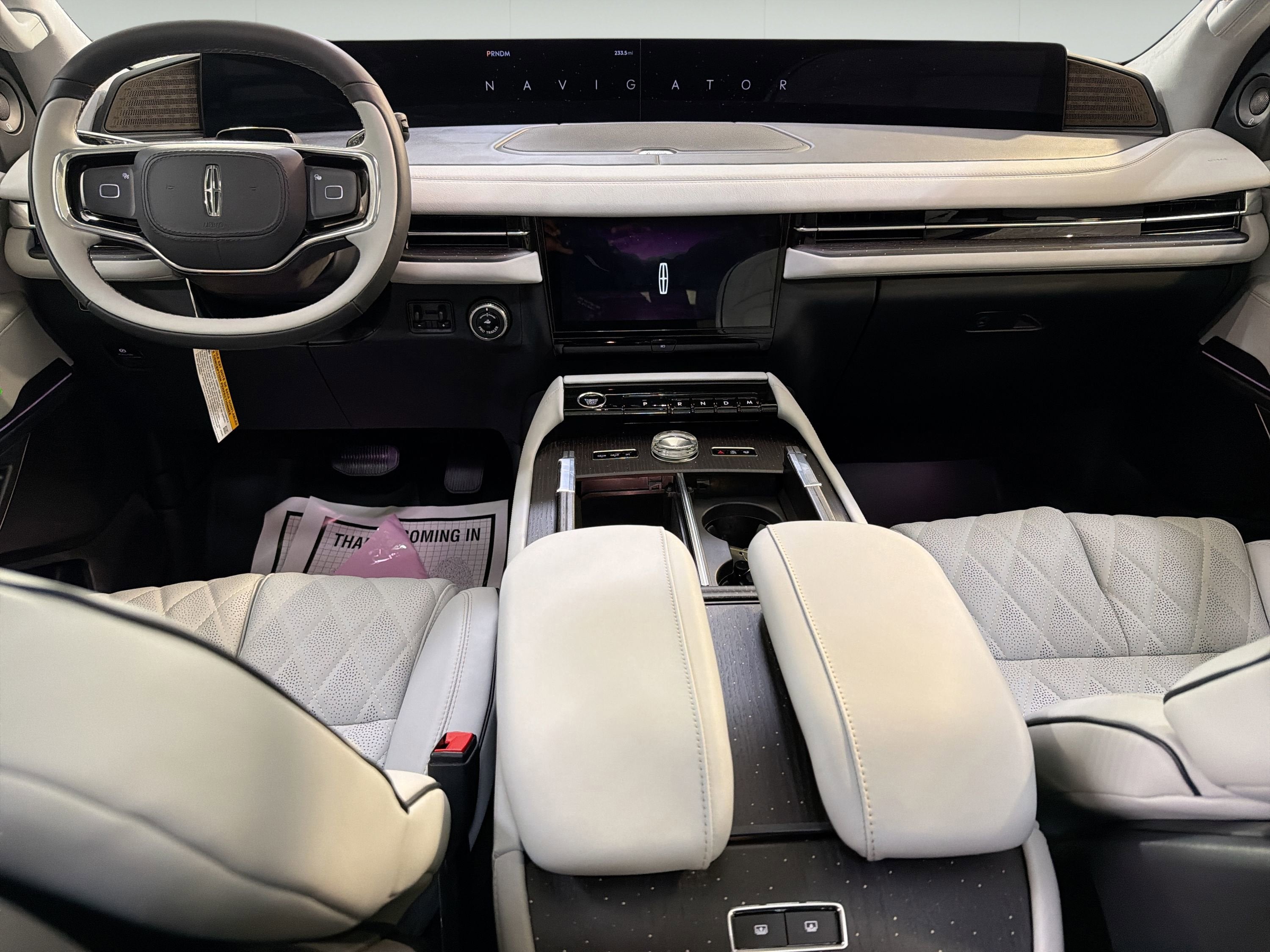 2025 Lincoln Navigator L Black Label