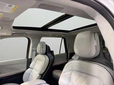 2025 Lincoln Navigator L Black Label