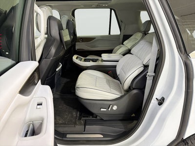 2025 Lincoln Navigator L Black Label