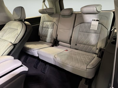 2025 Lincoln Navigator L Black Label
