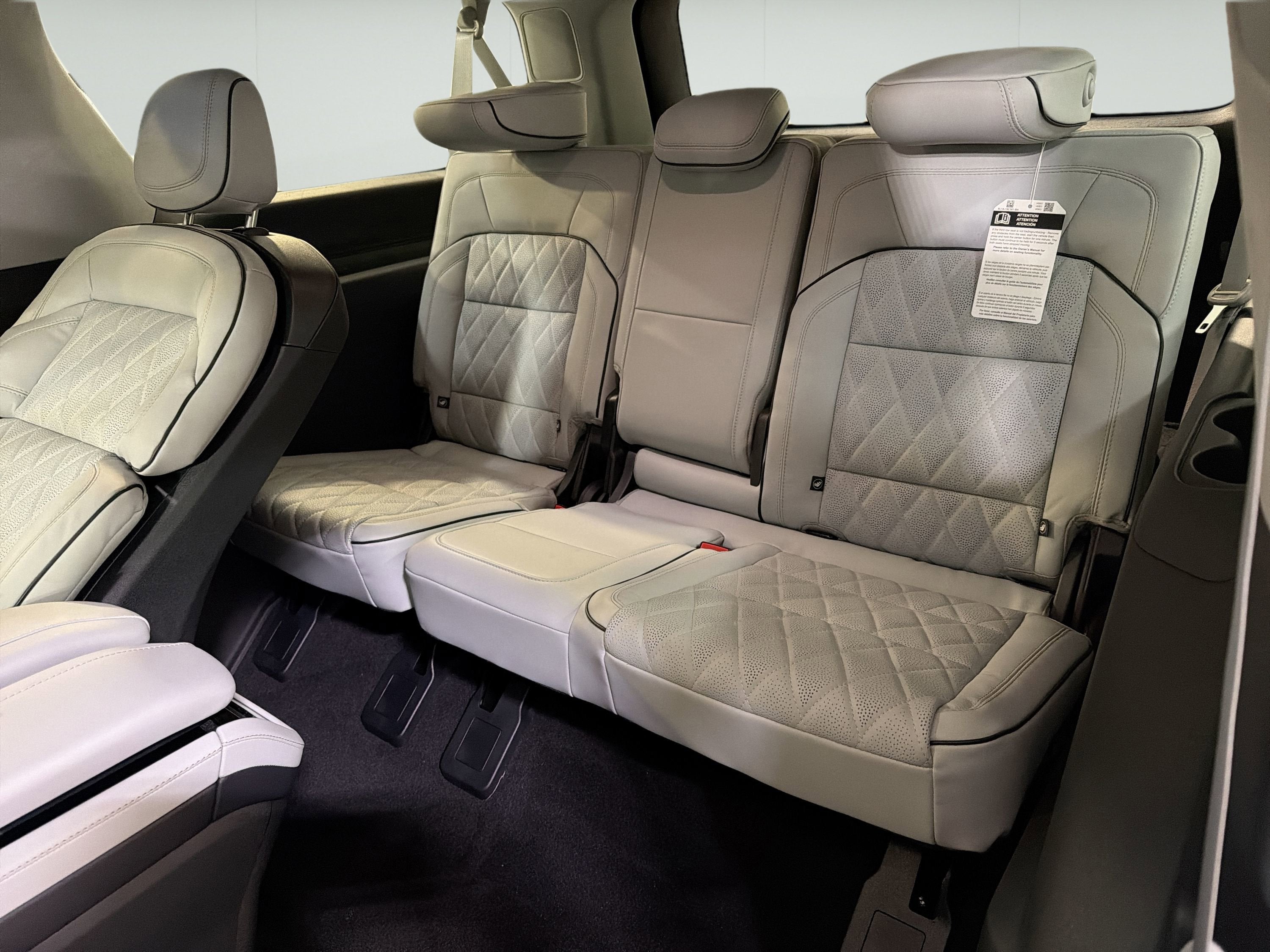 2025 Lincoln Navigator L Black Label