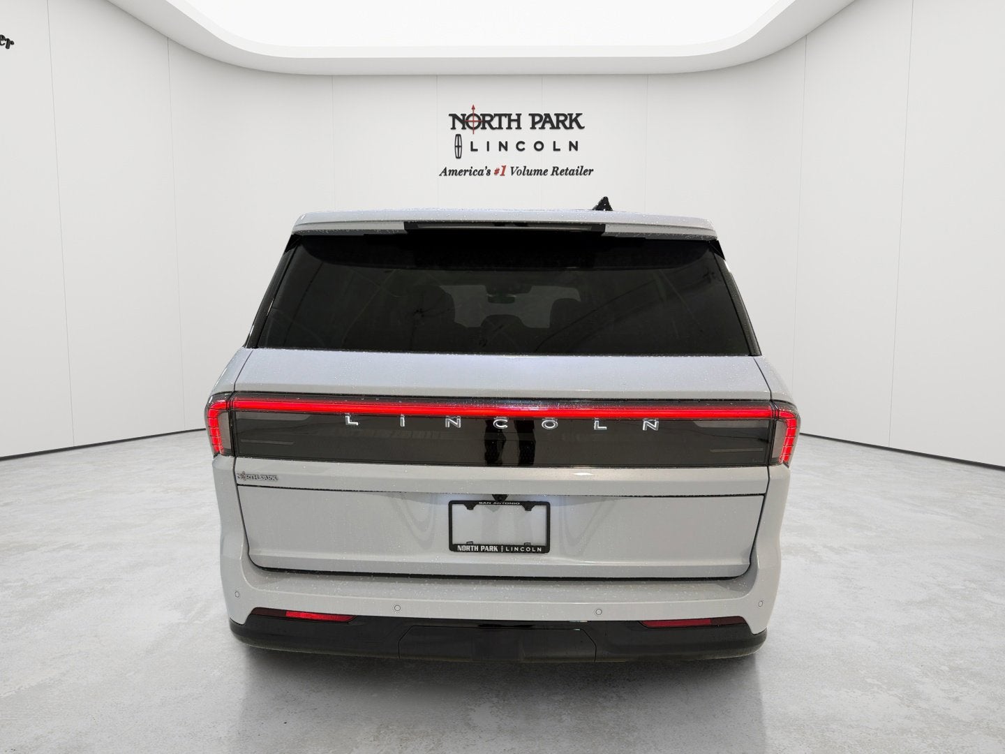 2025 Lincoln Navigator L Black Label