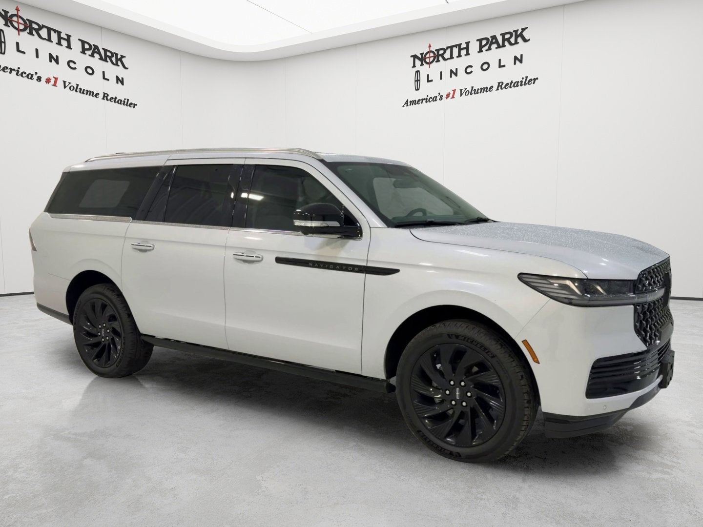 2025 Lincoln Navigator L Black Label