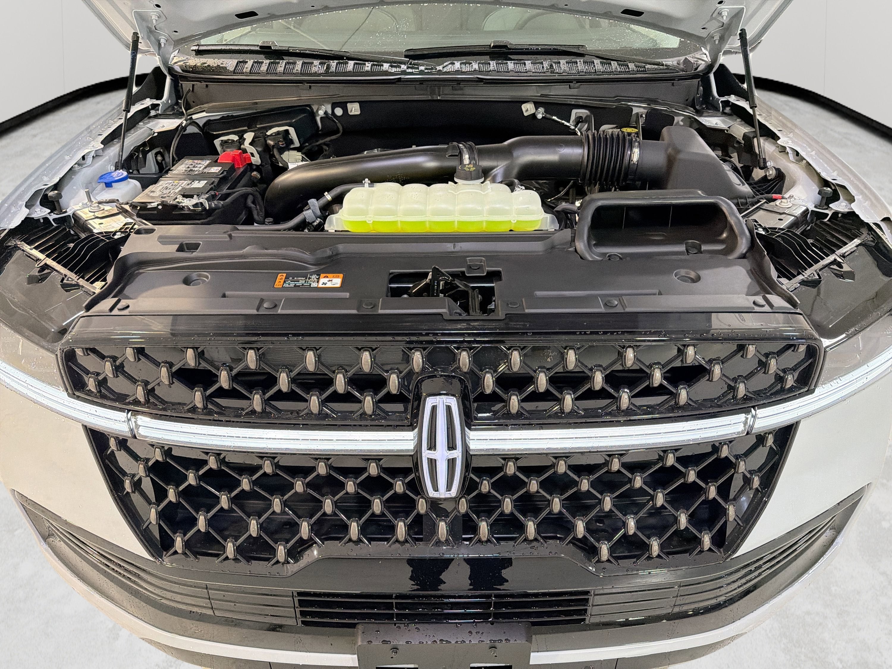 2025 Lincoln Navigator L Black Label