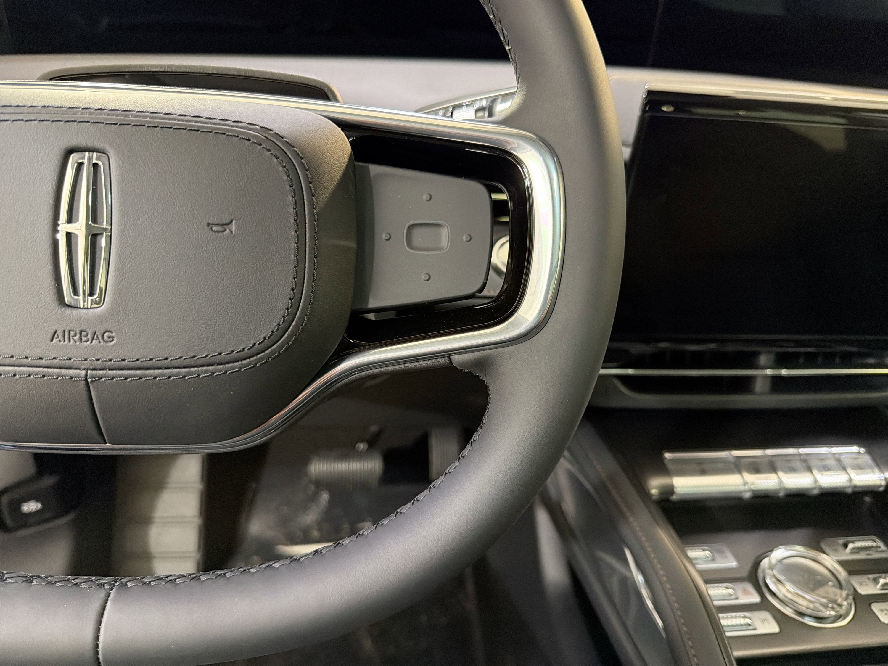 2026 Lincoln Nautilus Premiere Hybrid