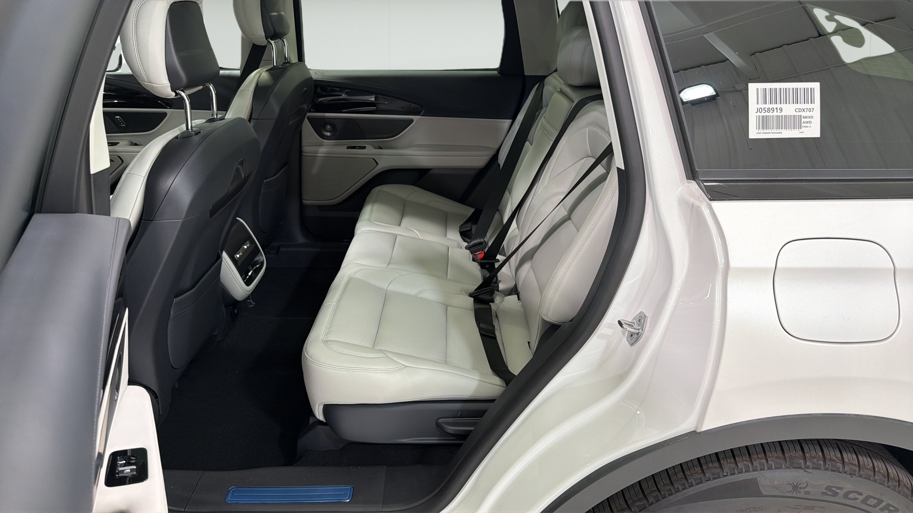 2026 Lincoln Nautilus Premiere Hybrid