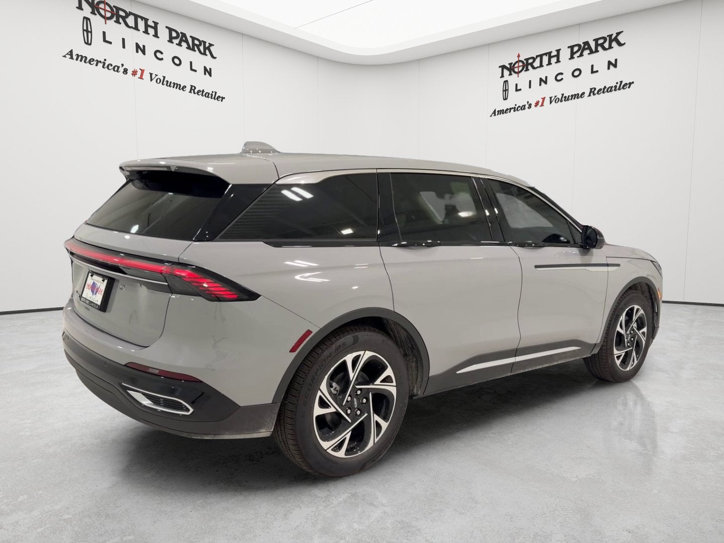 2026 Lincoln Nautilus Premiere Hybrid