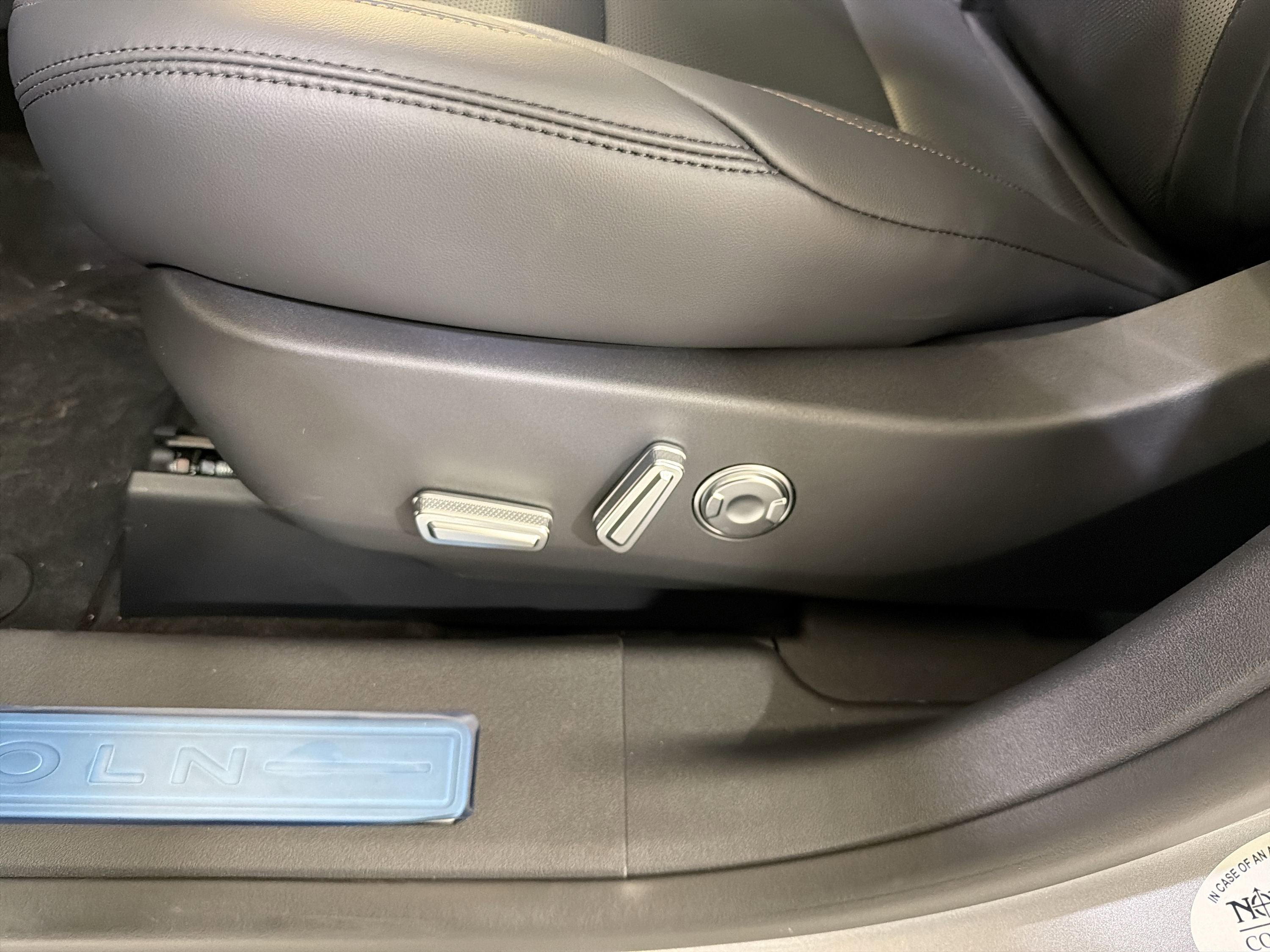 2026 Lincoln Nautilus Premiere Hybrid