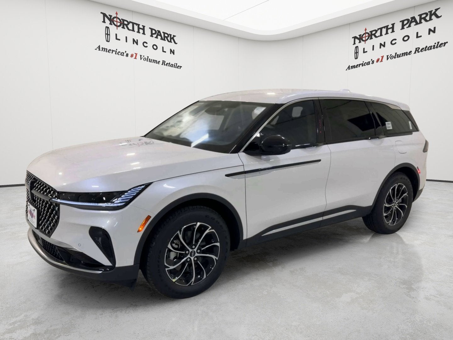 2026 Lincoln Nautilus Premiere Hybrid