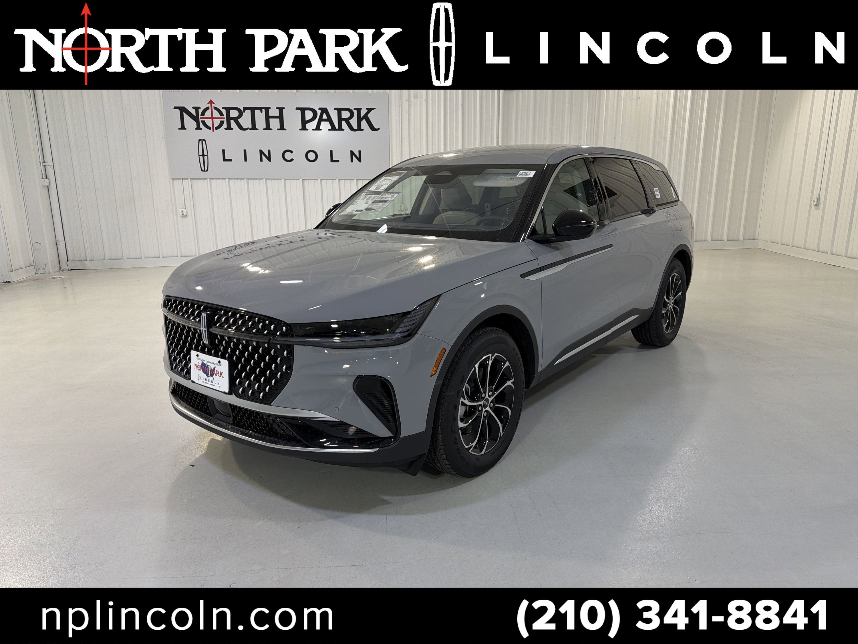 2026 Lincoln Nautilus Premiere AWD's photo