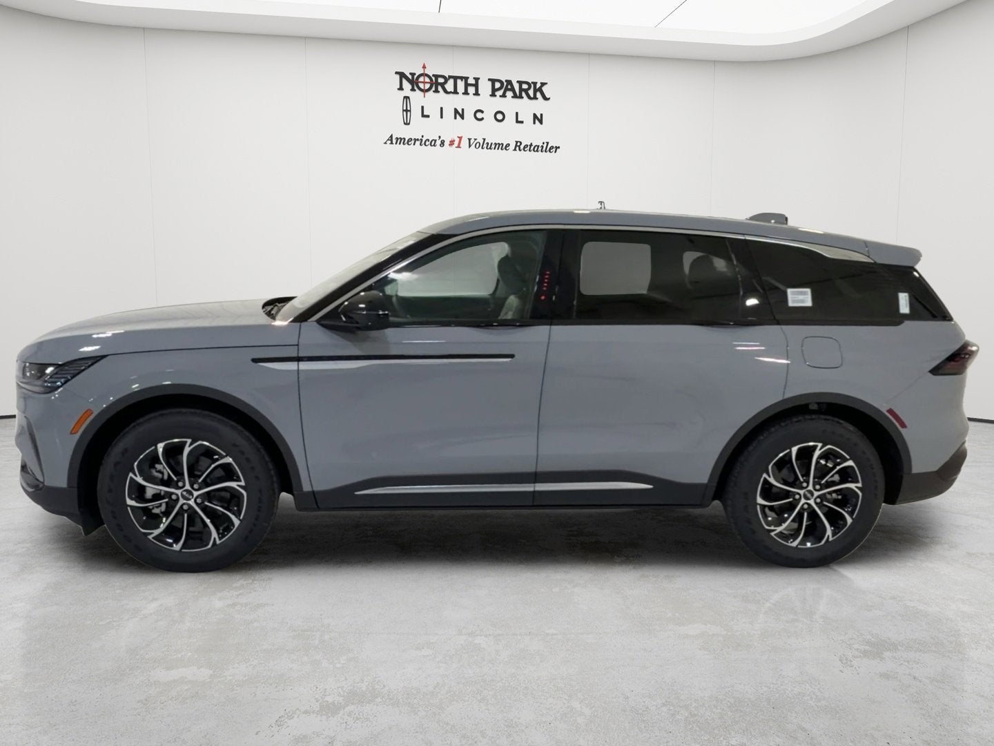 2026 Lincoln Nautilus Premiere Hybrid