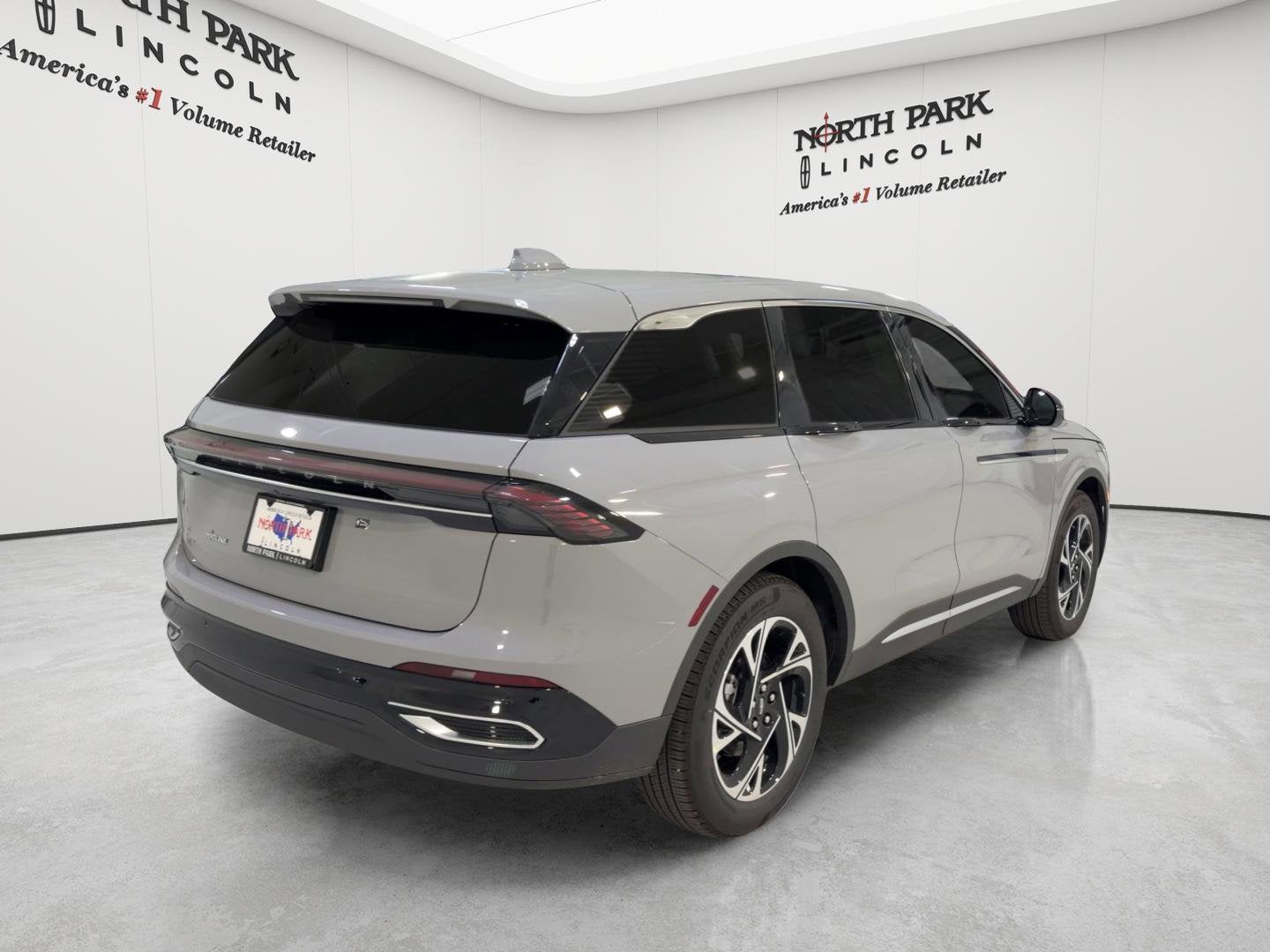 2026 Lincoln Nautilus Premiere Hybrid