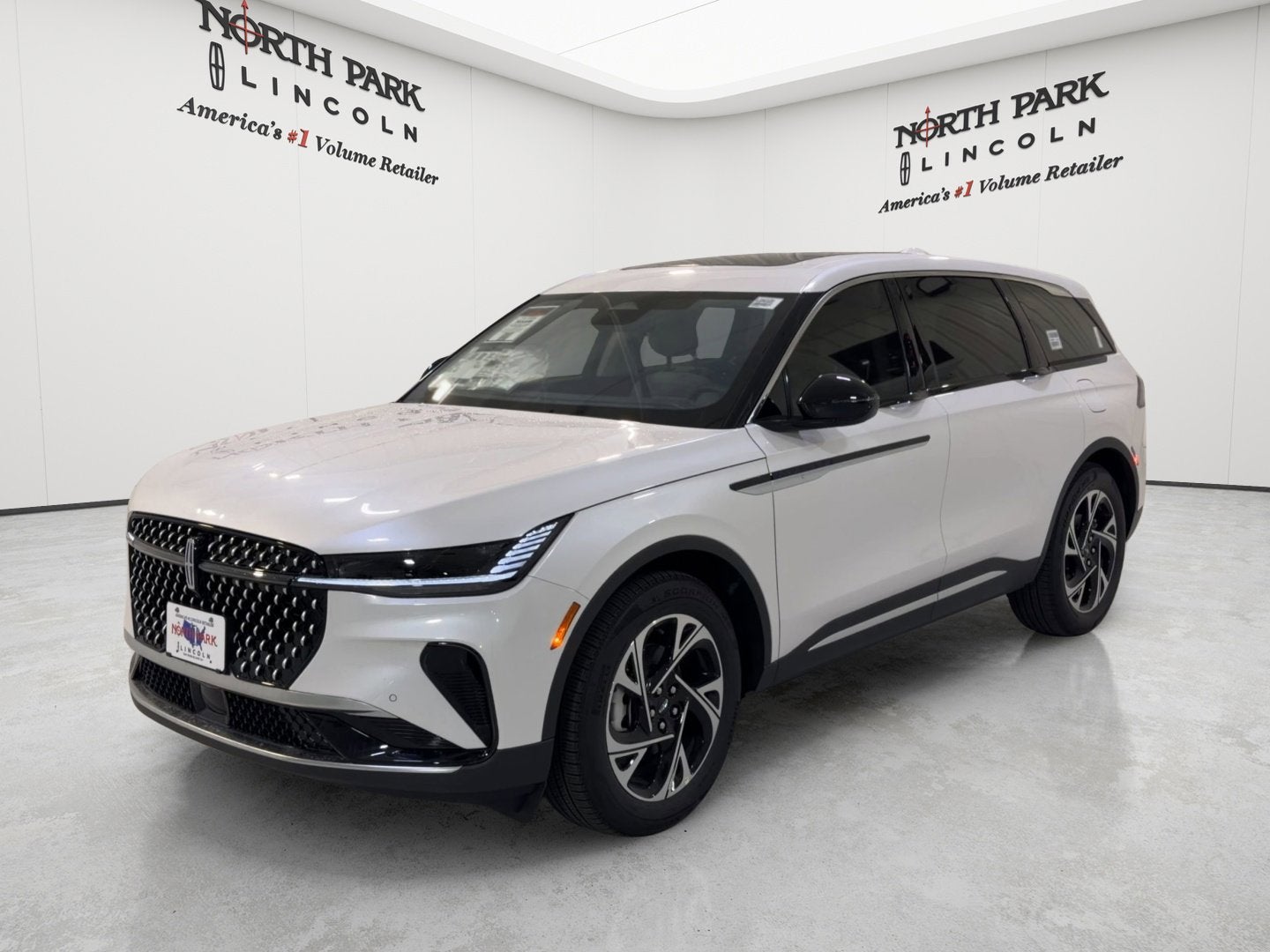 2026 Lincoln Nautilus Premiere Hybrid