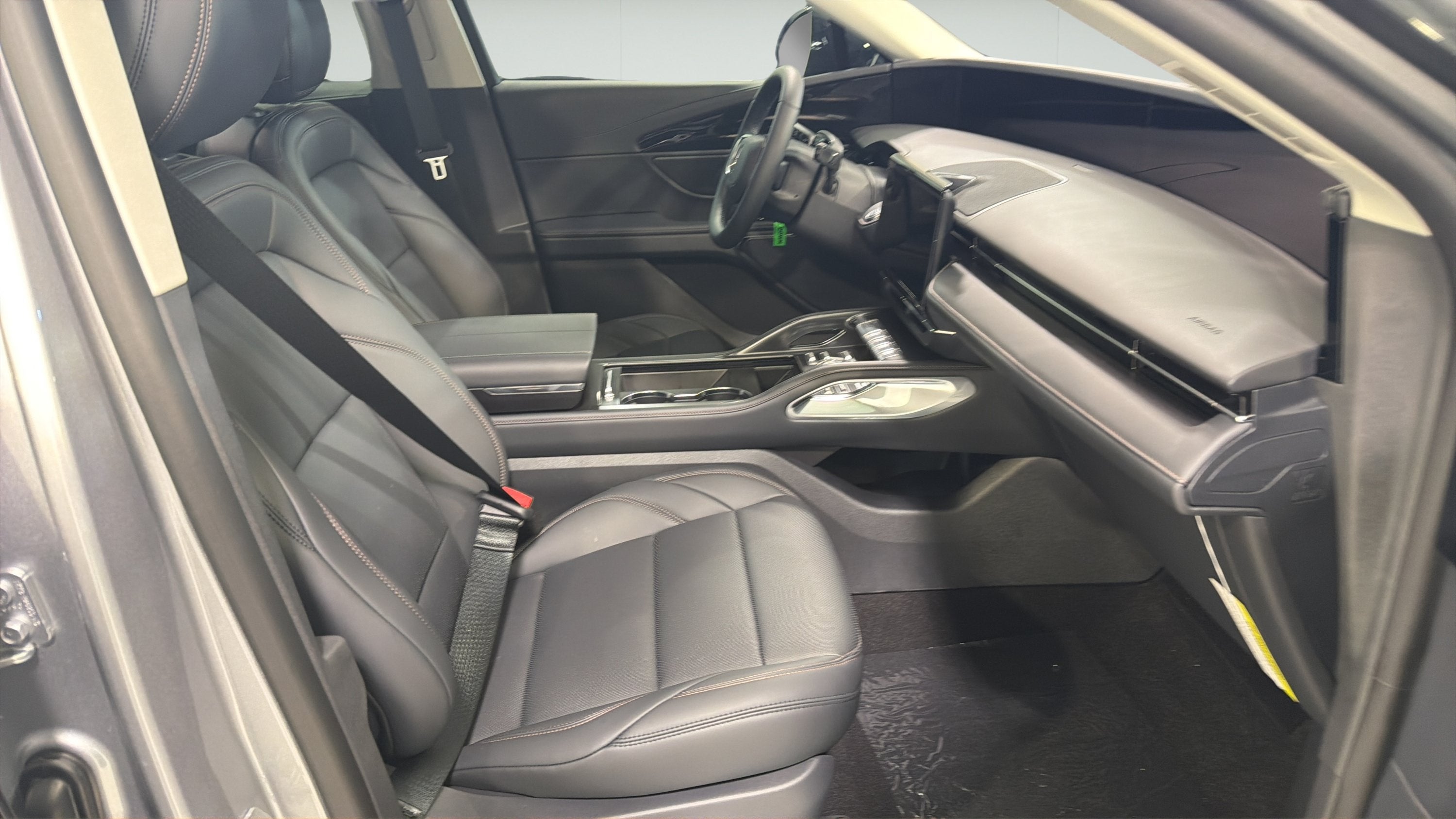 2026 Lincoln Nautilus Premiere Hybrid