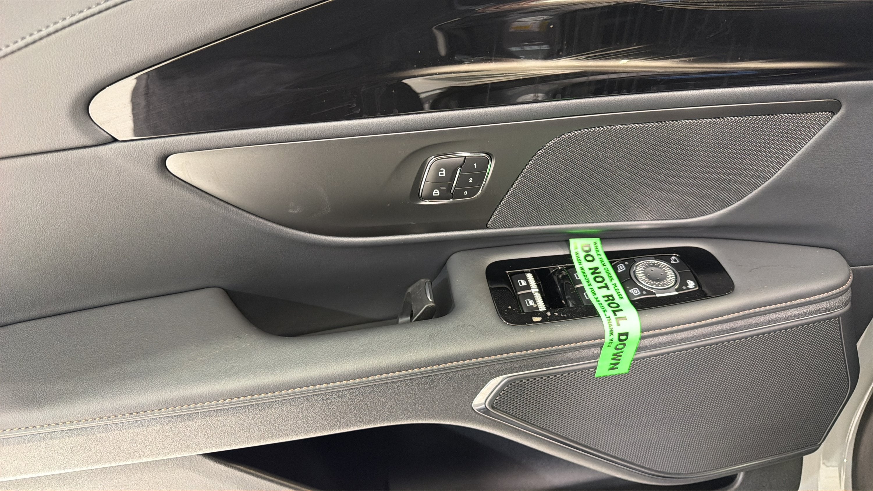 2026 Lincoln Nautilus Premiere Hybrid