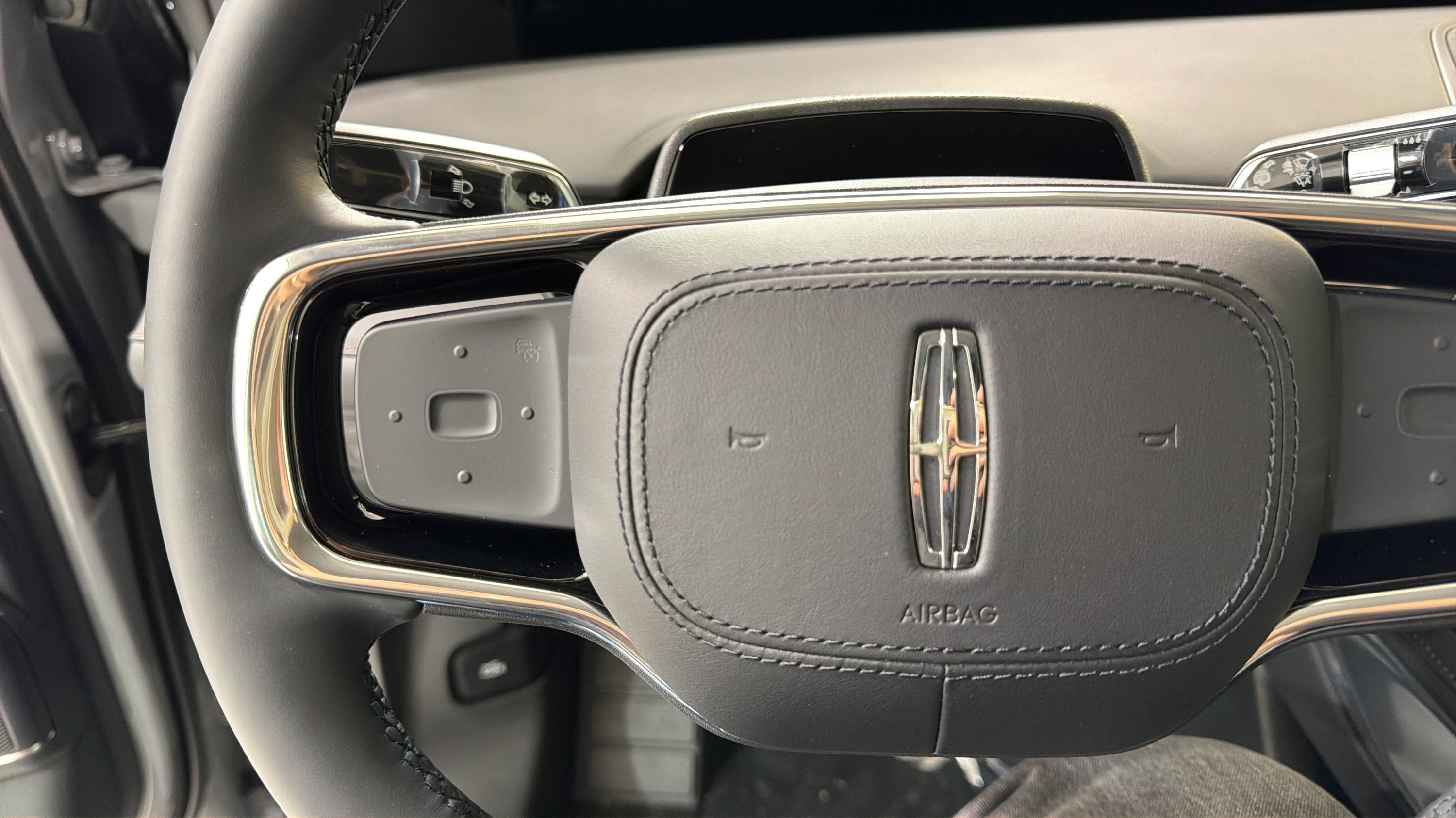 2026 Lincoln Nautilus Premiere Hybrid