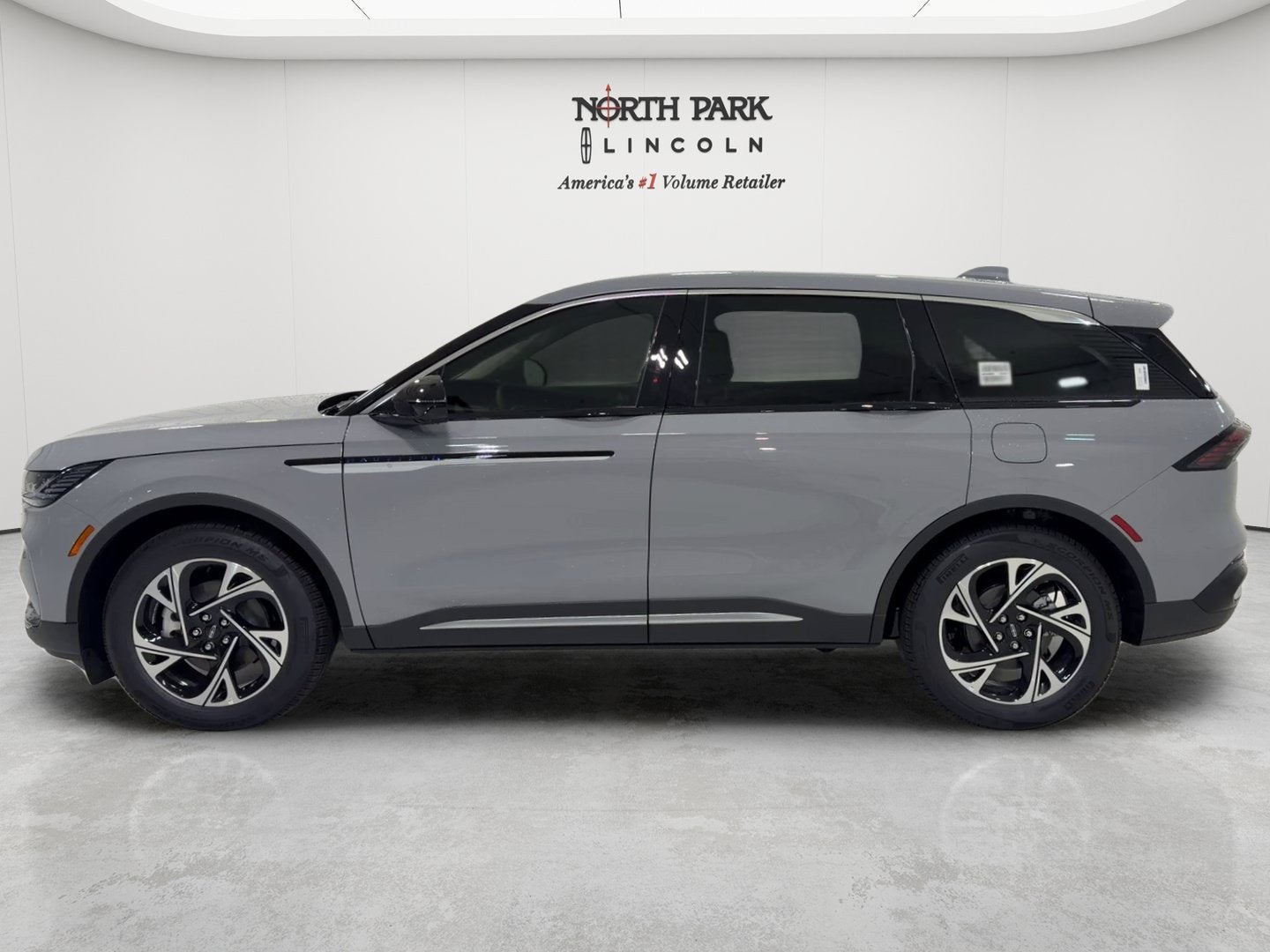 2026 Lincoln Nautilus Premiere Hybrid