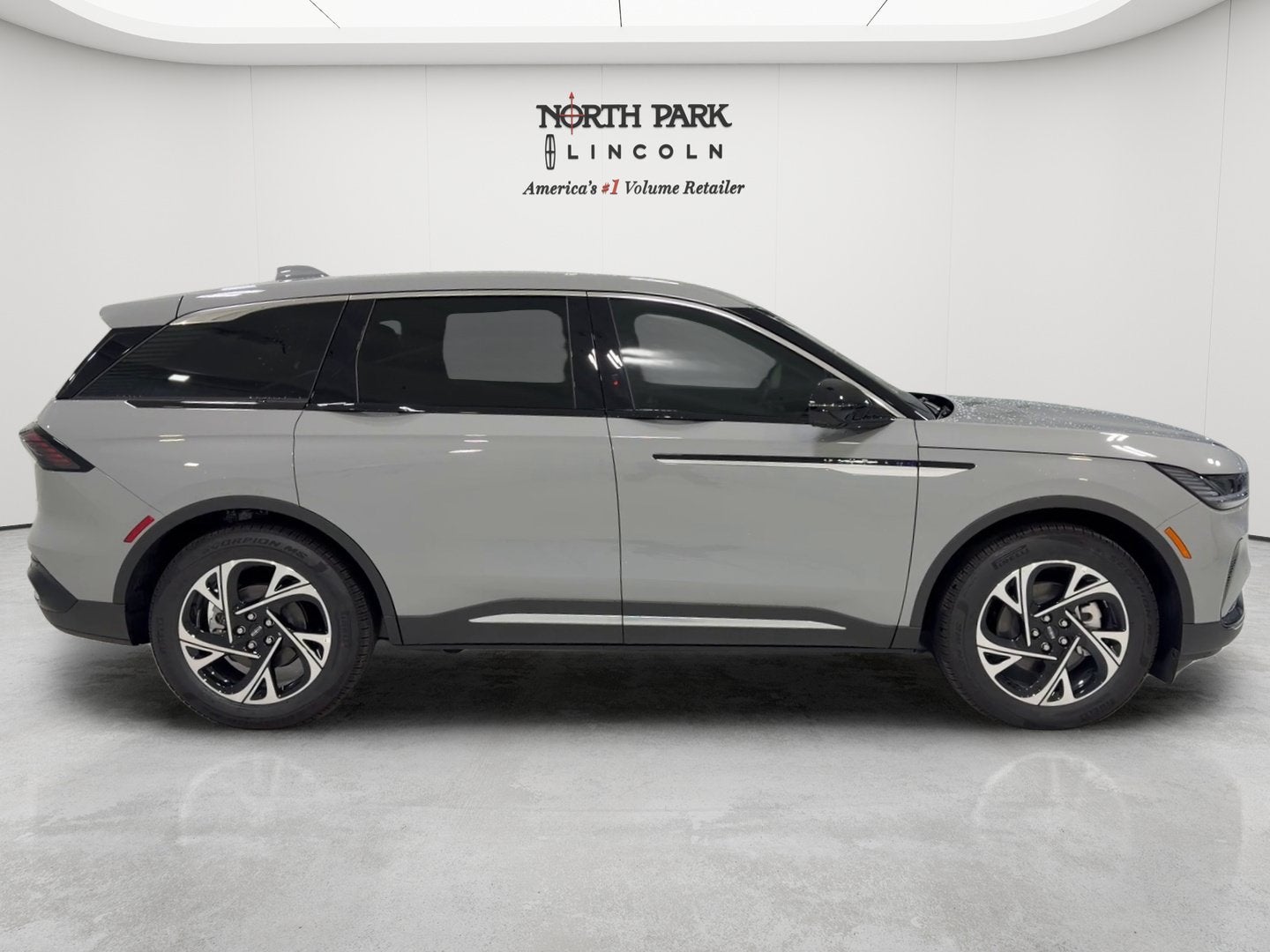 2026 Lincoln Nautilus Premiere Hybrid