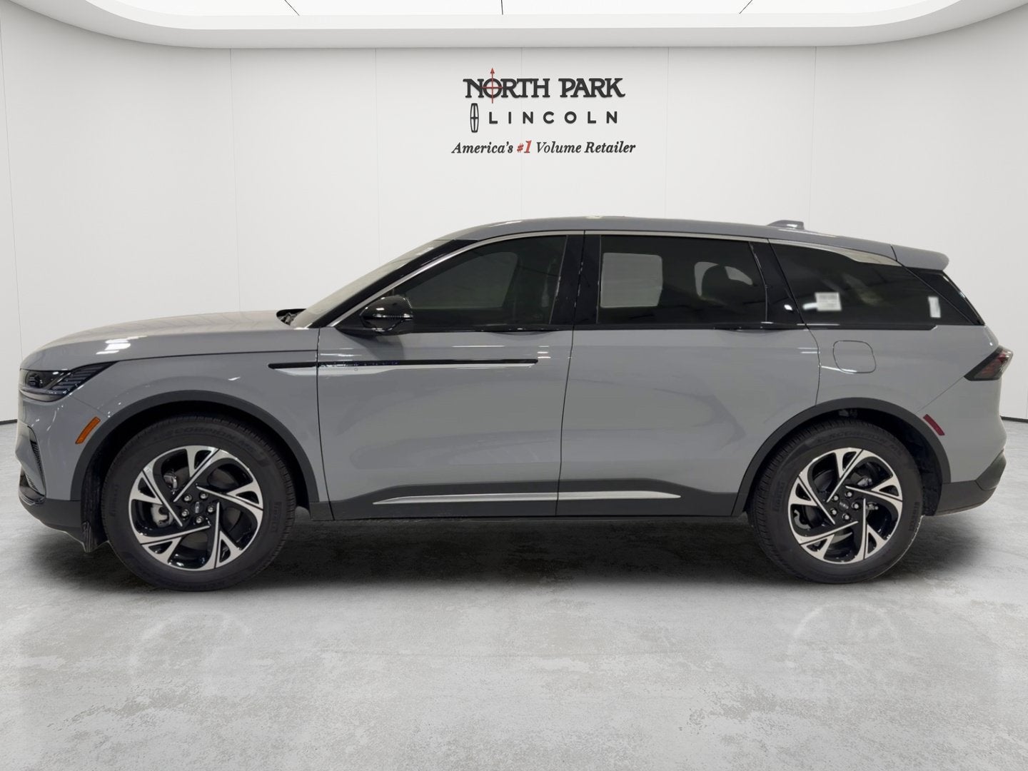 2026 Lincoln Nautilus Premiere Hybrid