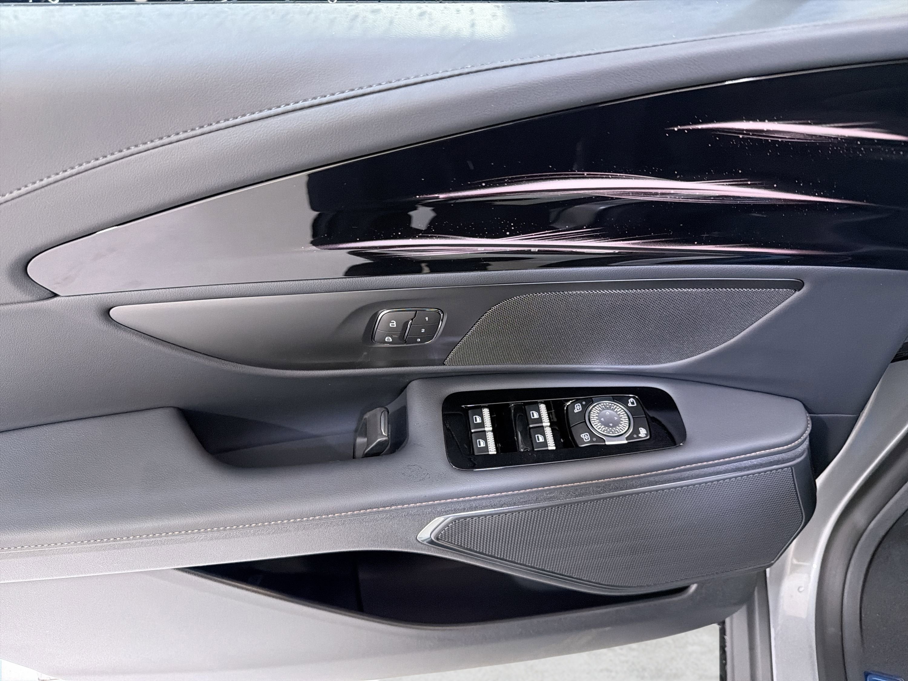 2026 Lincoln Nautilus Premiere Hybrid