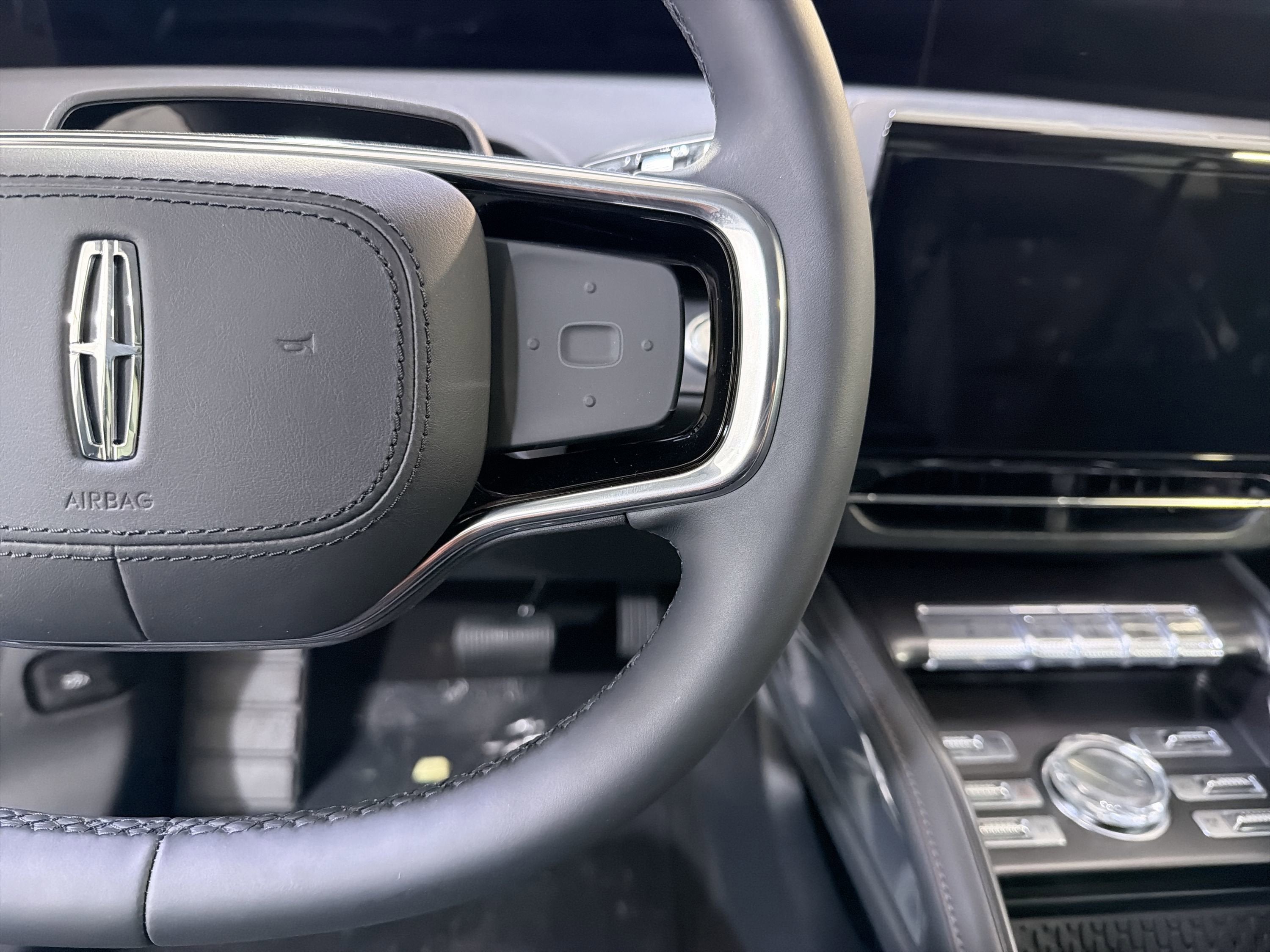 2026 Lincoln Nautilus Premiere Hybrid