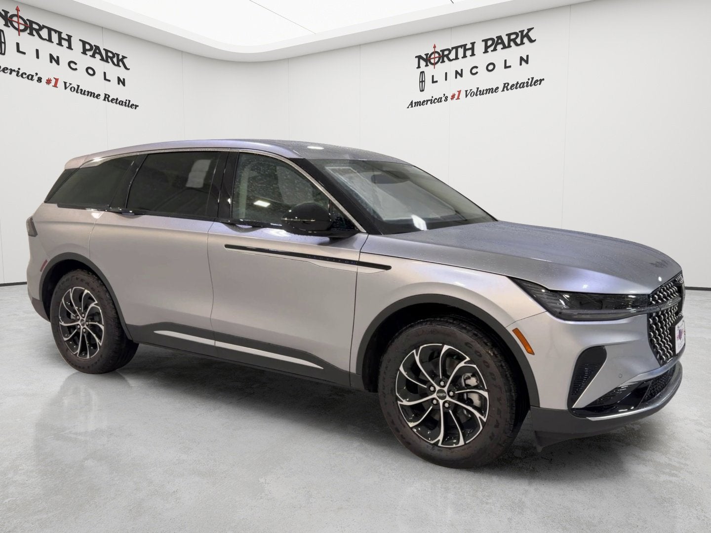 2026 Lincoln Nautilus Premiere Hybrid