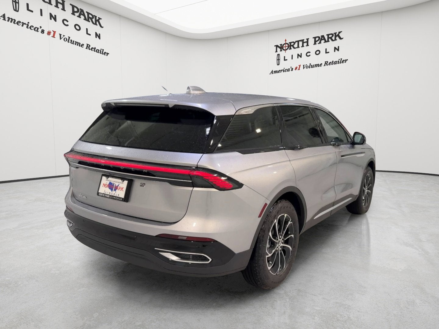 2026 Lincoln Nautilus Premiere Hybrid