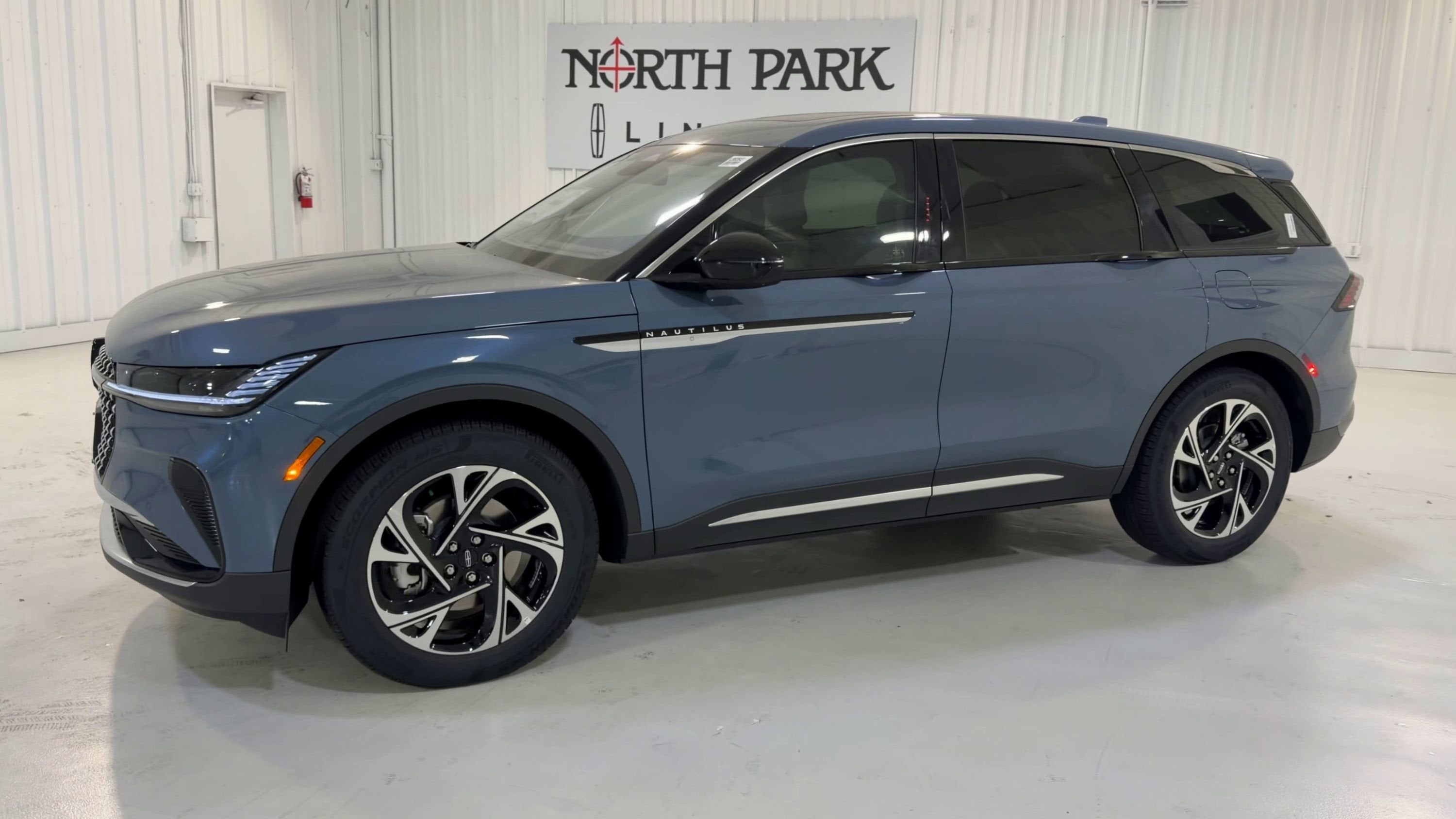 2026 Lincoln Nautilus Premiere Hybrid