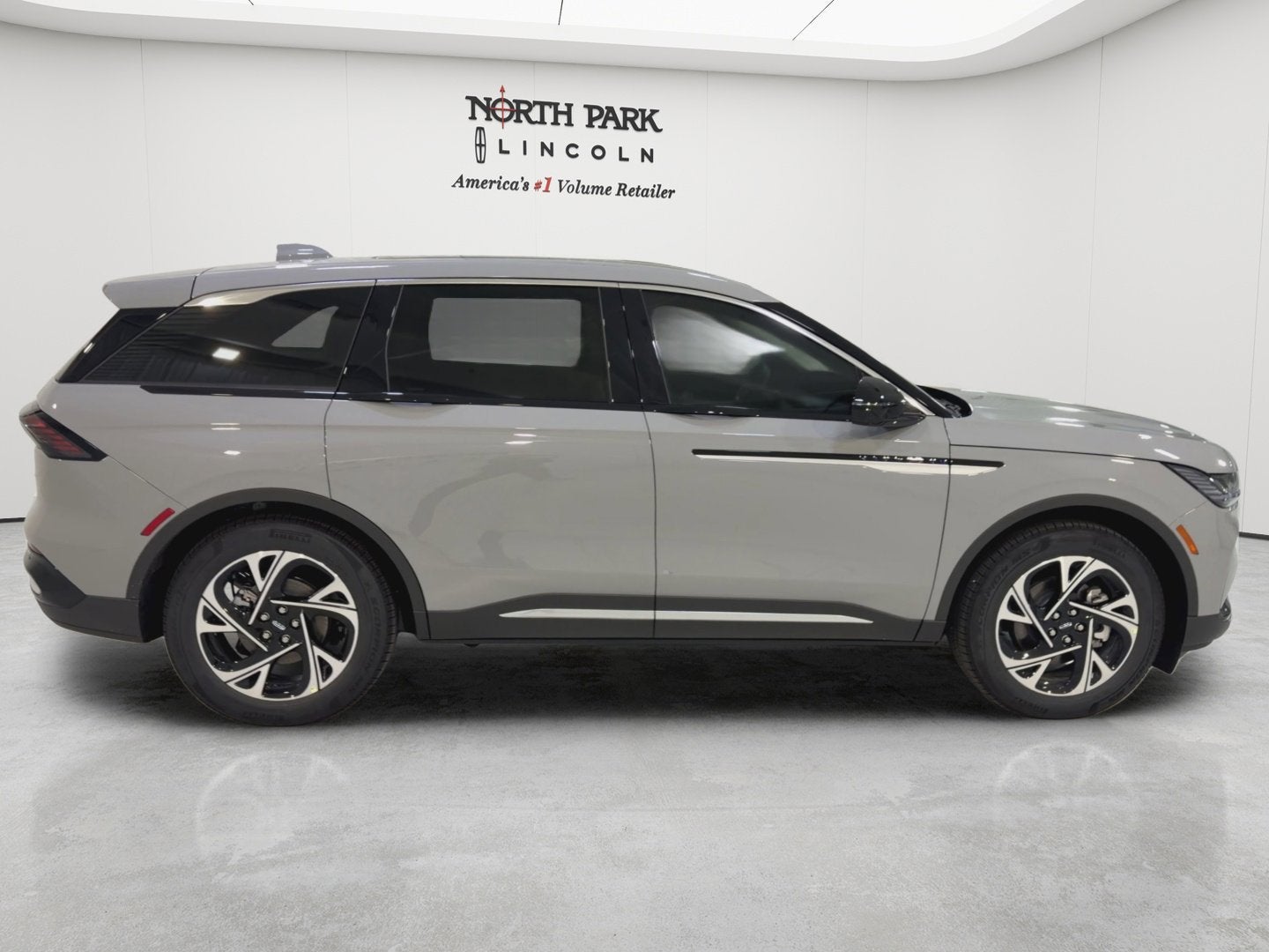 2026 Lincoln Nautilus Premiere Hybrid