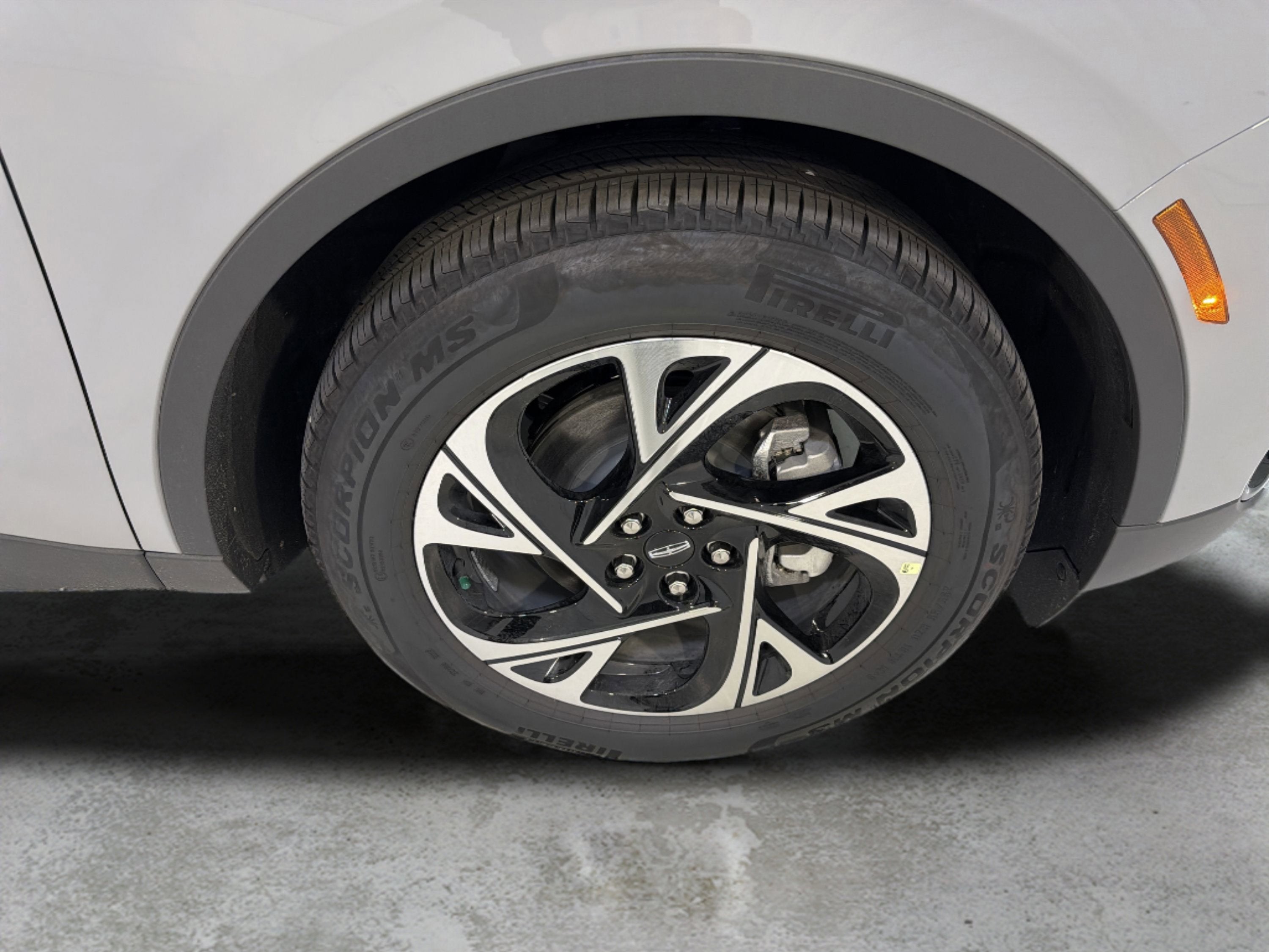 2026 Lincoln Nautilus Premiere Hybrid
